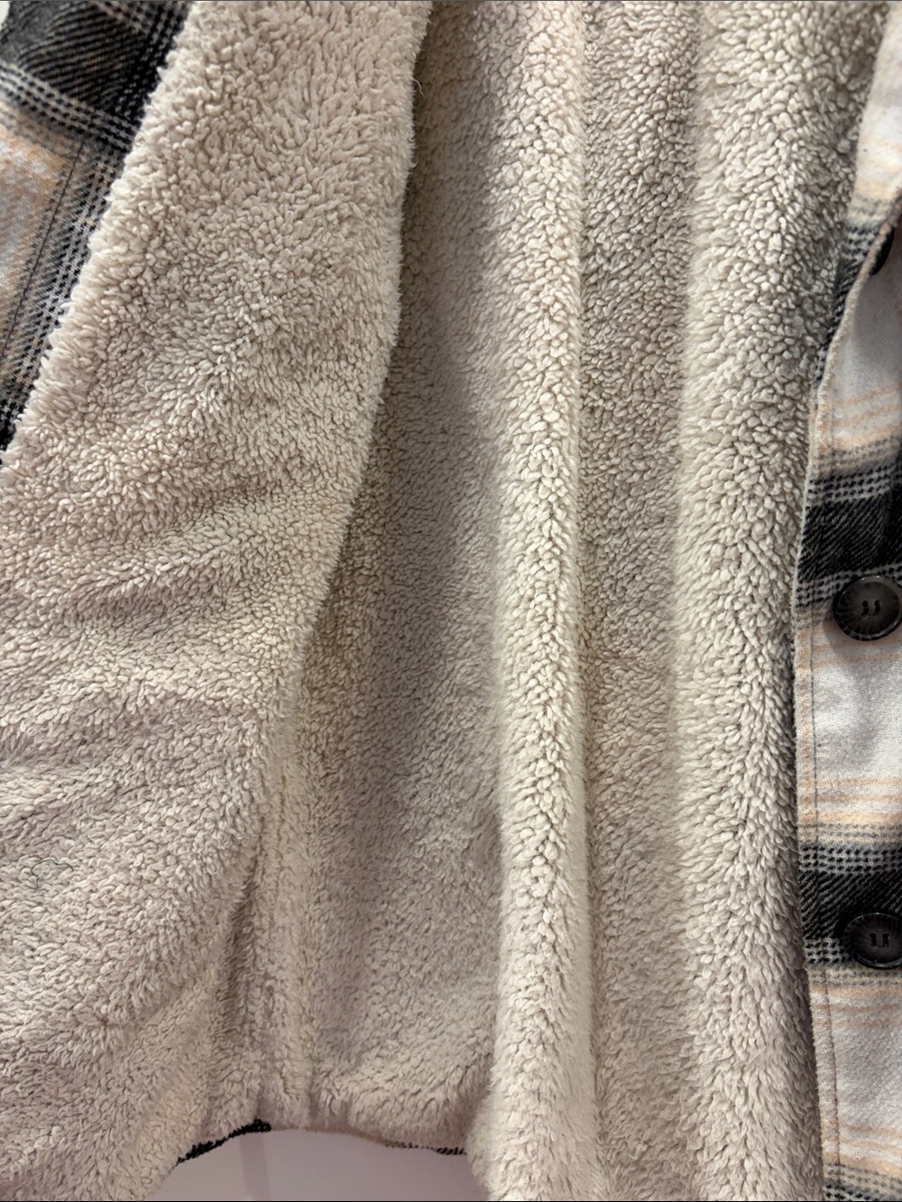 Love Tree Black and Cream Plaid Sherpa-Lined Utility Shacket - Picture 3 of 4